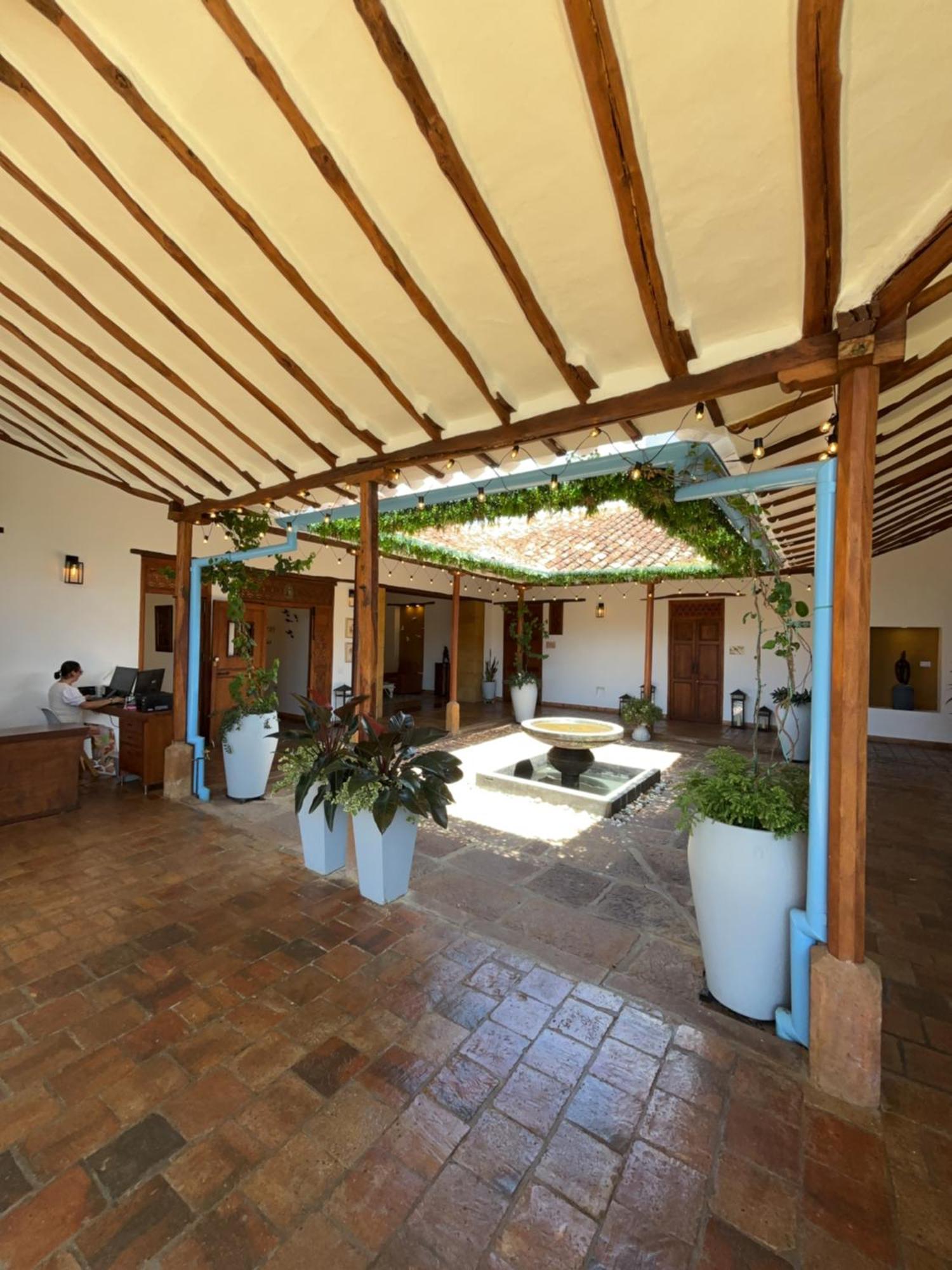 Отель Santa Sofia Casa Boutique Баричара Экстерьер фото